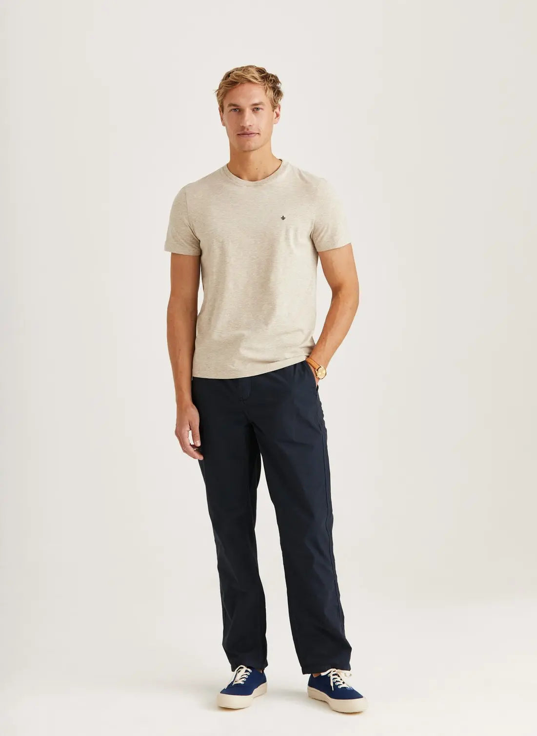James Tee, Khaki