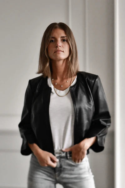 CROPPED LEATHER JACKET, BLACK