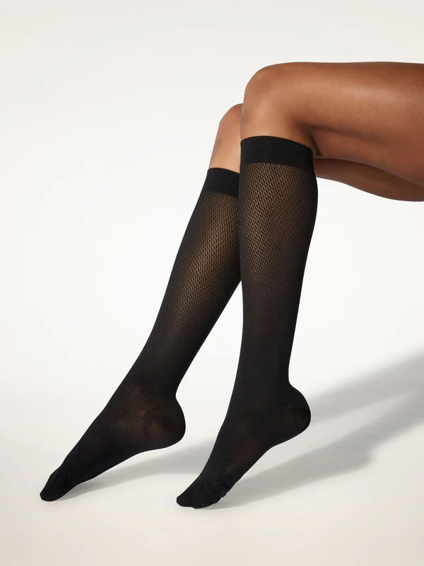 TRAVEL KNEE HIGHS, BLACK