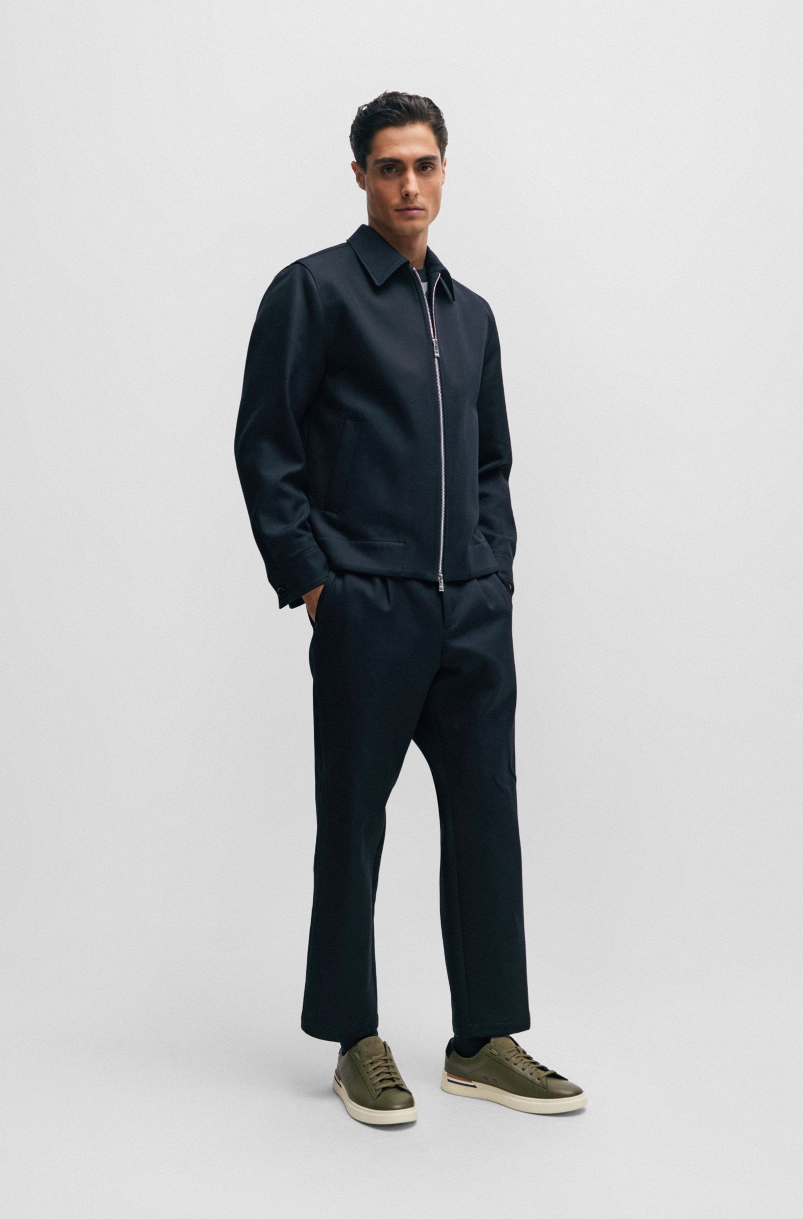 Clint Tenn Itnu, Dark Green