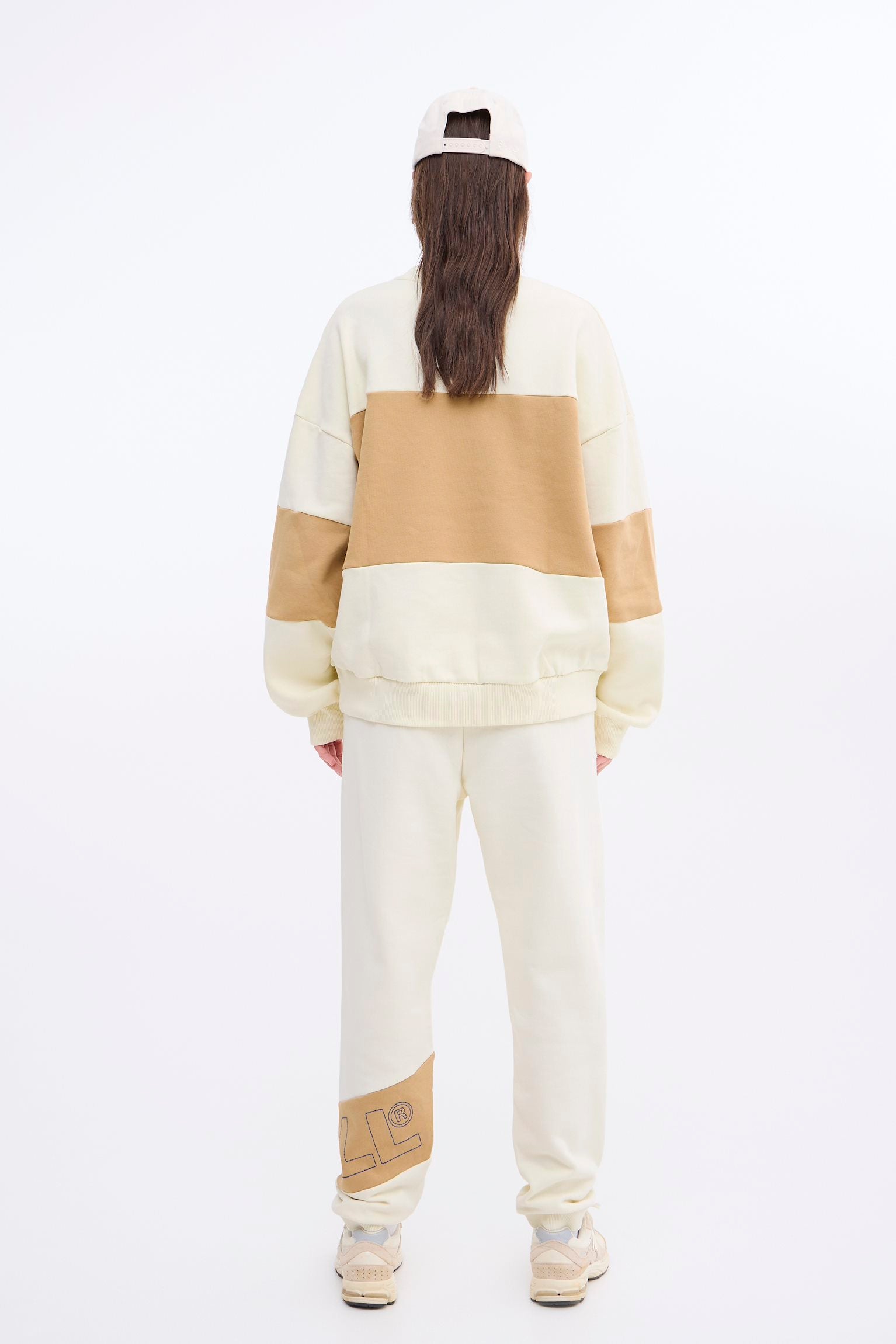 Ball Summer Chain Crew Neck, off white