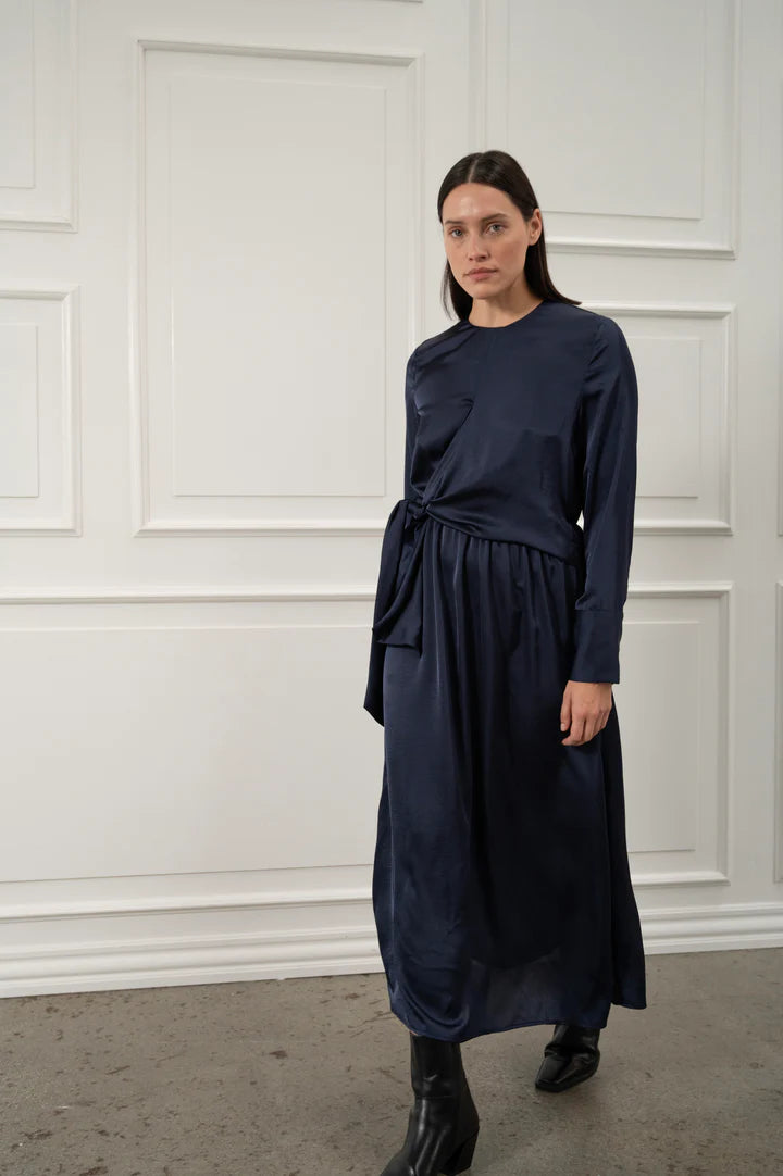 PD-Iris Satin Dress, Deep Navy Blue