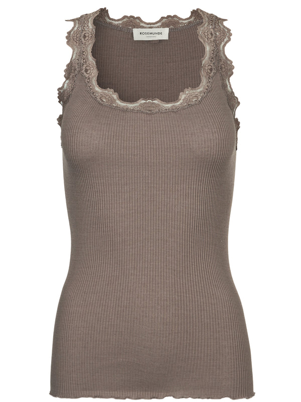 Silk top w/lace (falcon)