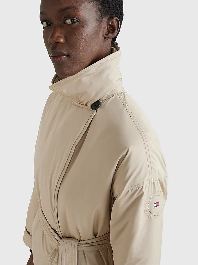 Clean padded peacoat, beige