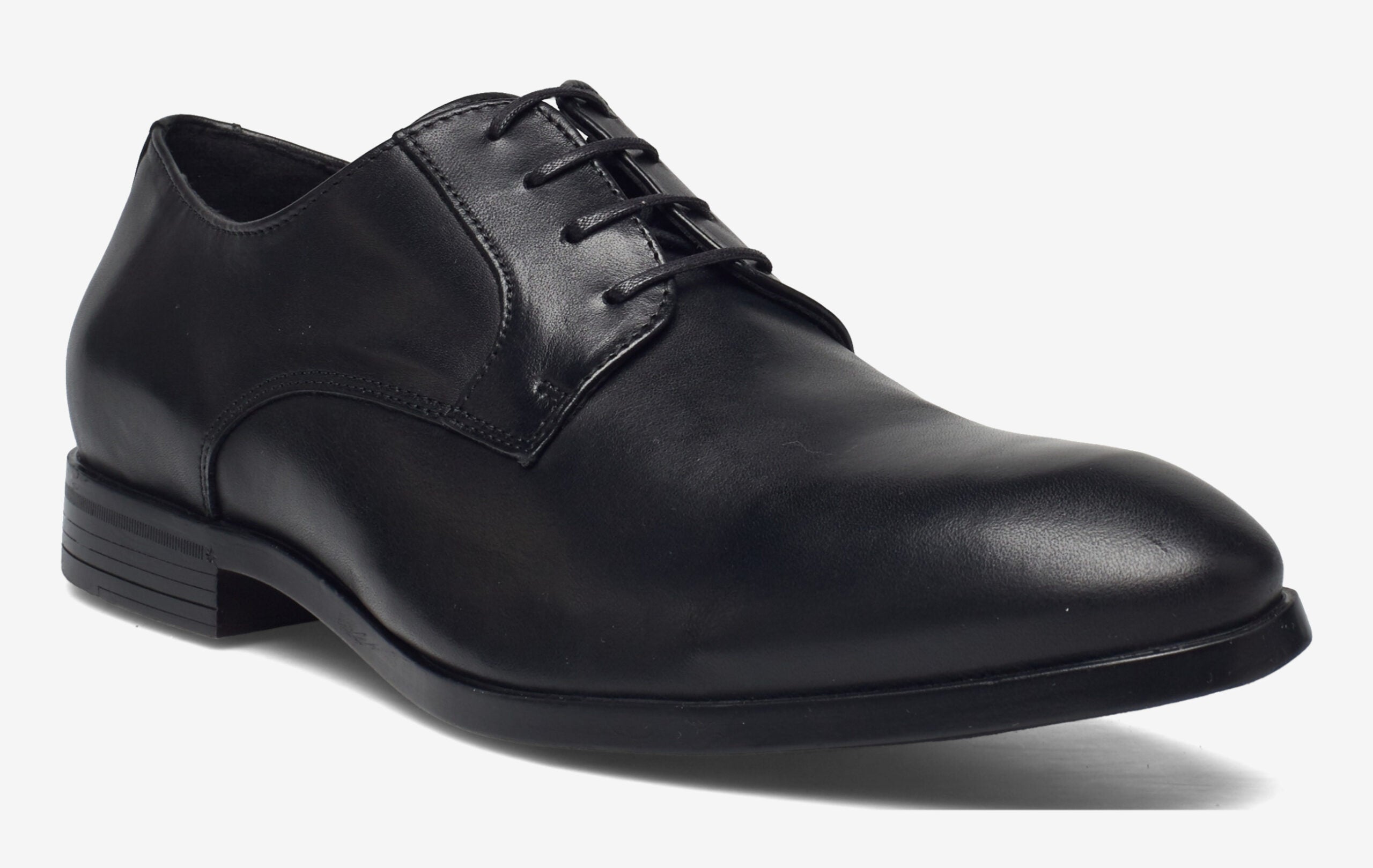 Richard Shoe, Black