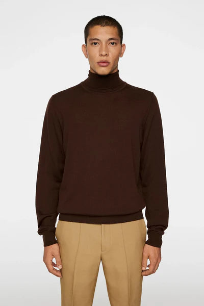KADEN MERINO TURTLENECK, BITTER CHOCOLATE