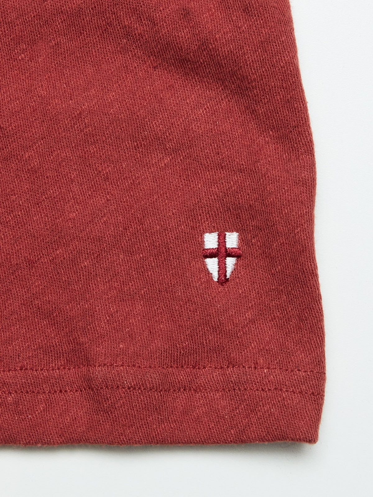 LINO T-SHIRT, OCHRE RED