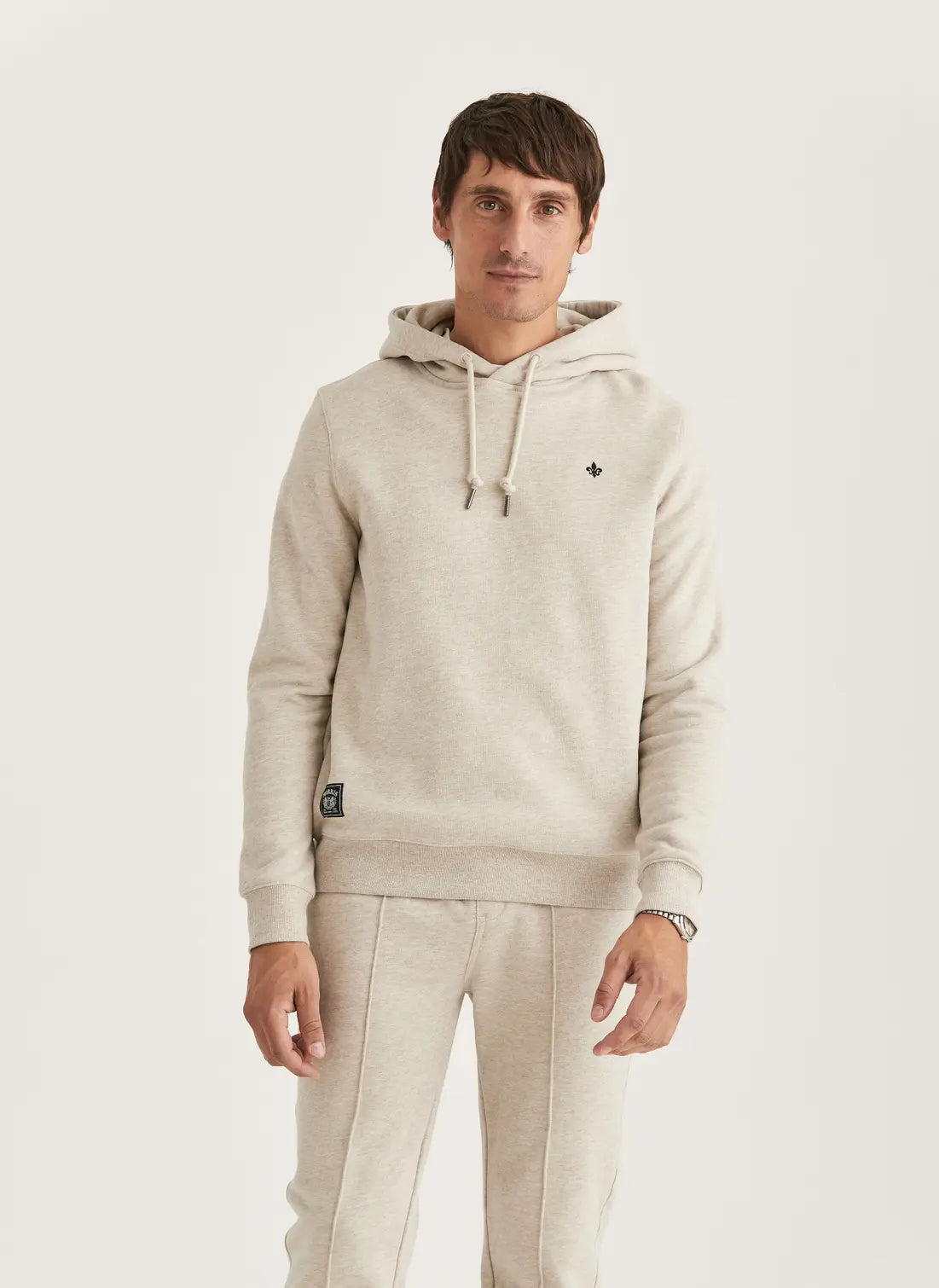 Brandon Lily Hood, Khaki