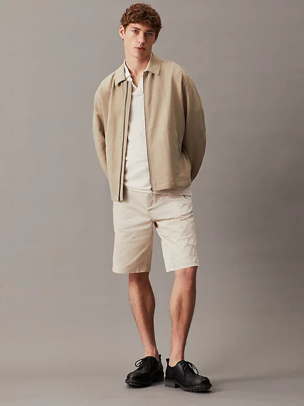 SATEEN STRETCH REGULAR STRAIGHT SHORTS, STONEY BEIGE