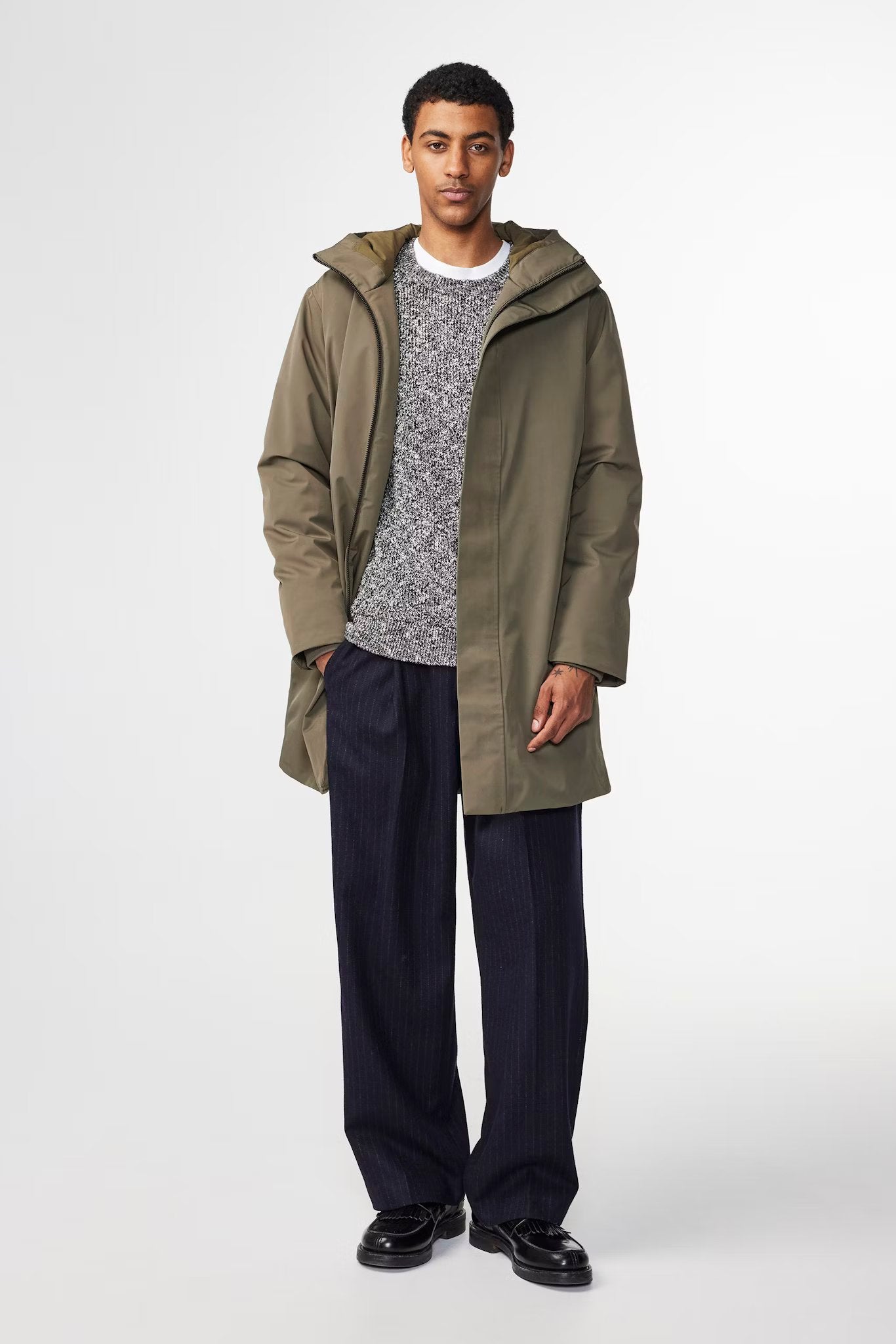 Knox Winter 8240, Capers