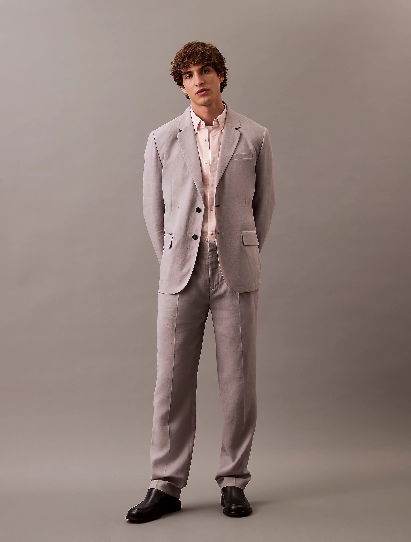 Traveler Linen Pleated Trousers, Formal Gray