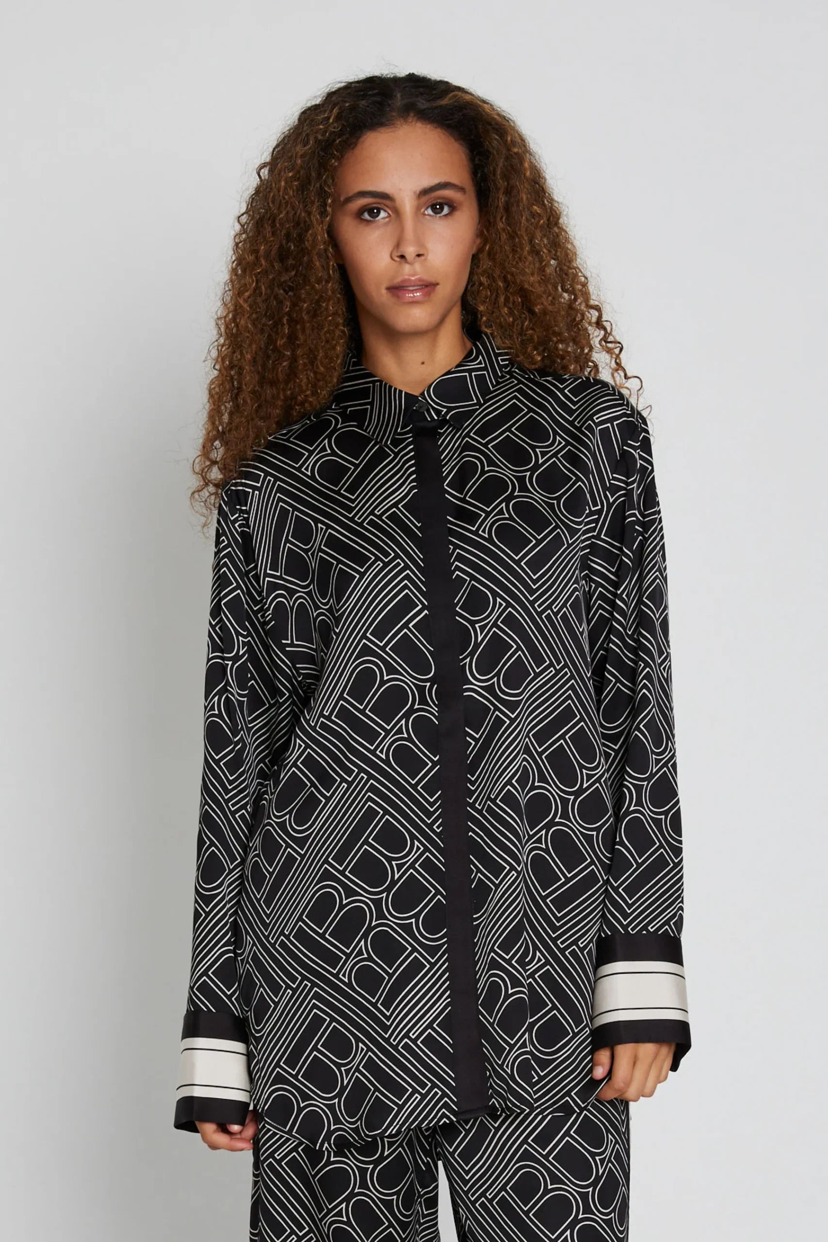 FloretBBAude Shirt, Dark Logo Print