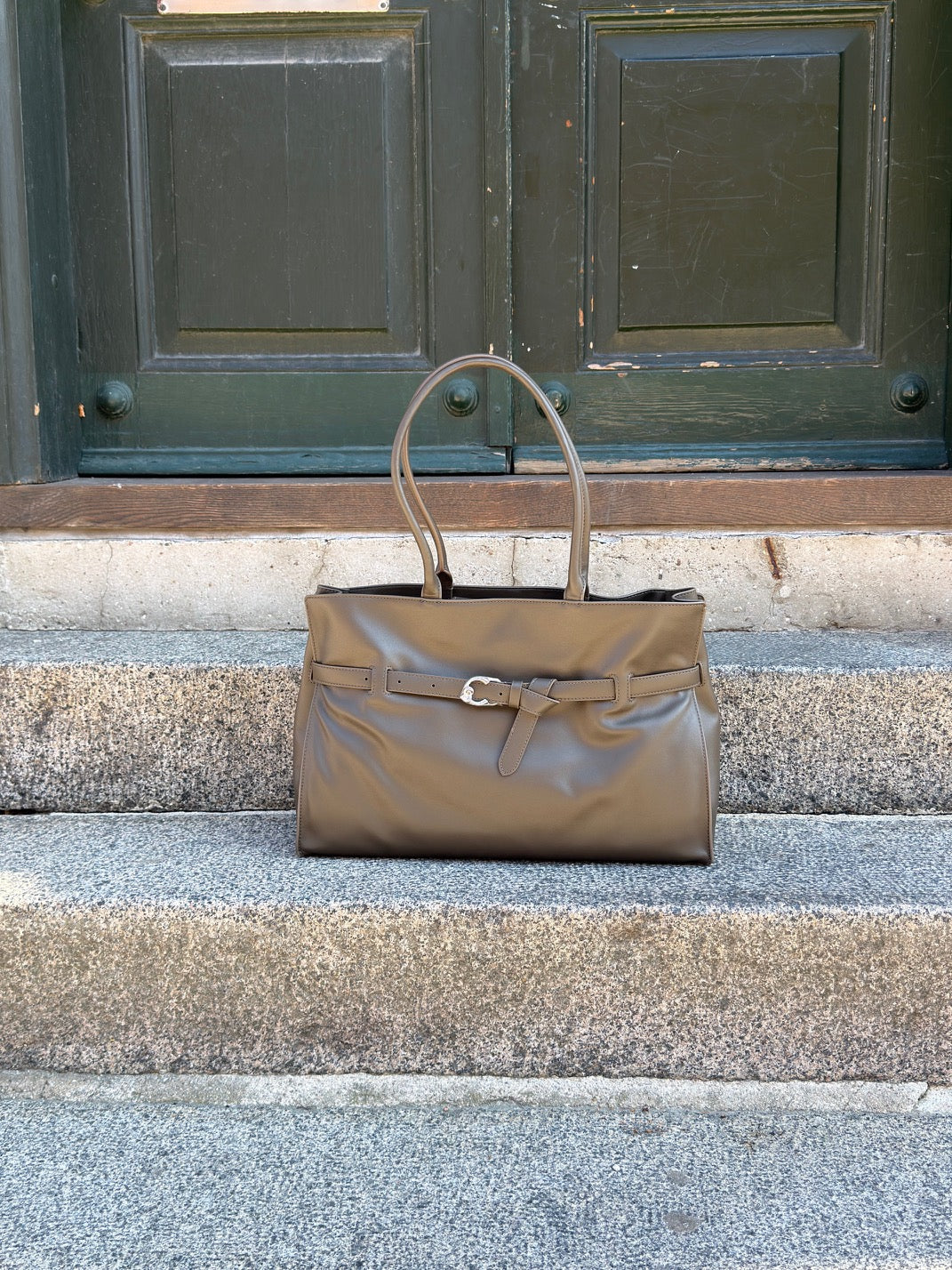 SABINE LARGE LEATHER HANDBAG, FANGO