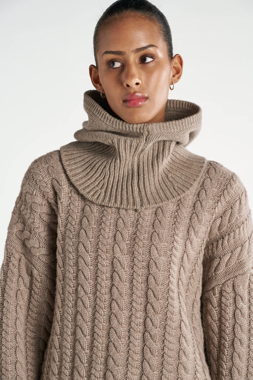 OSLA BALACLAVA, WALNUT