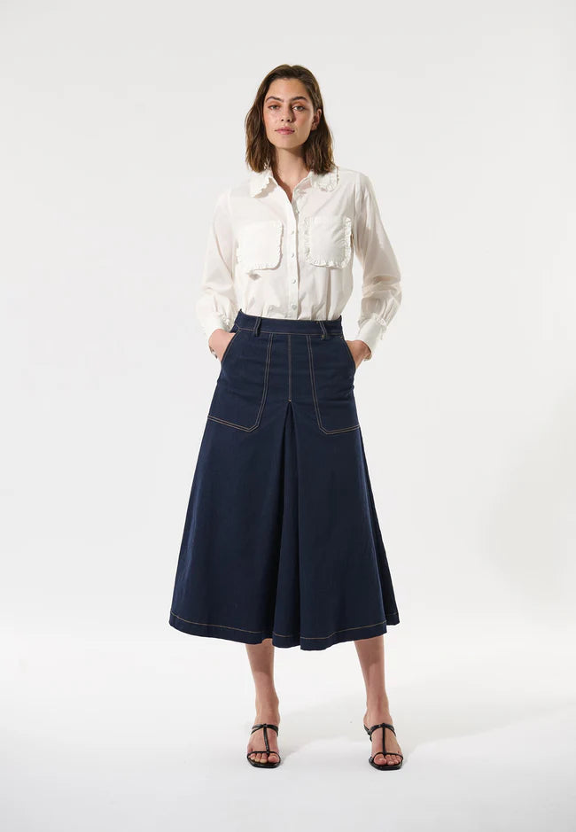 OtilliaDea, Nat. White