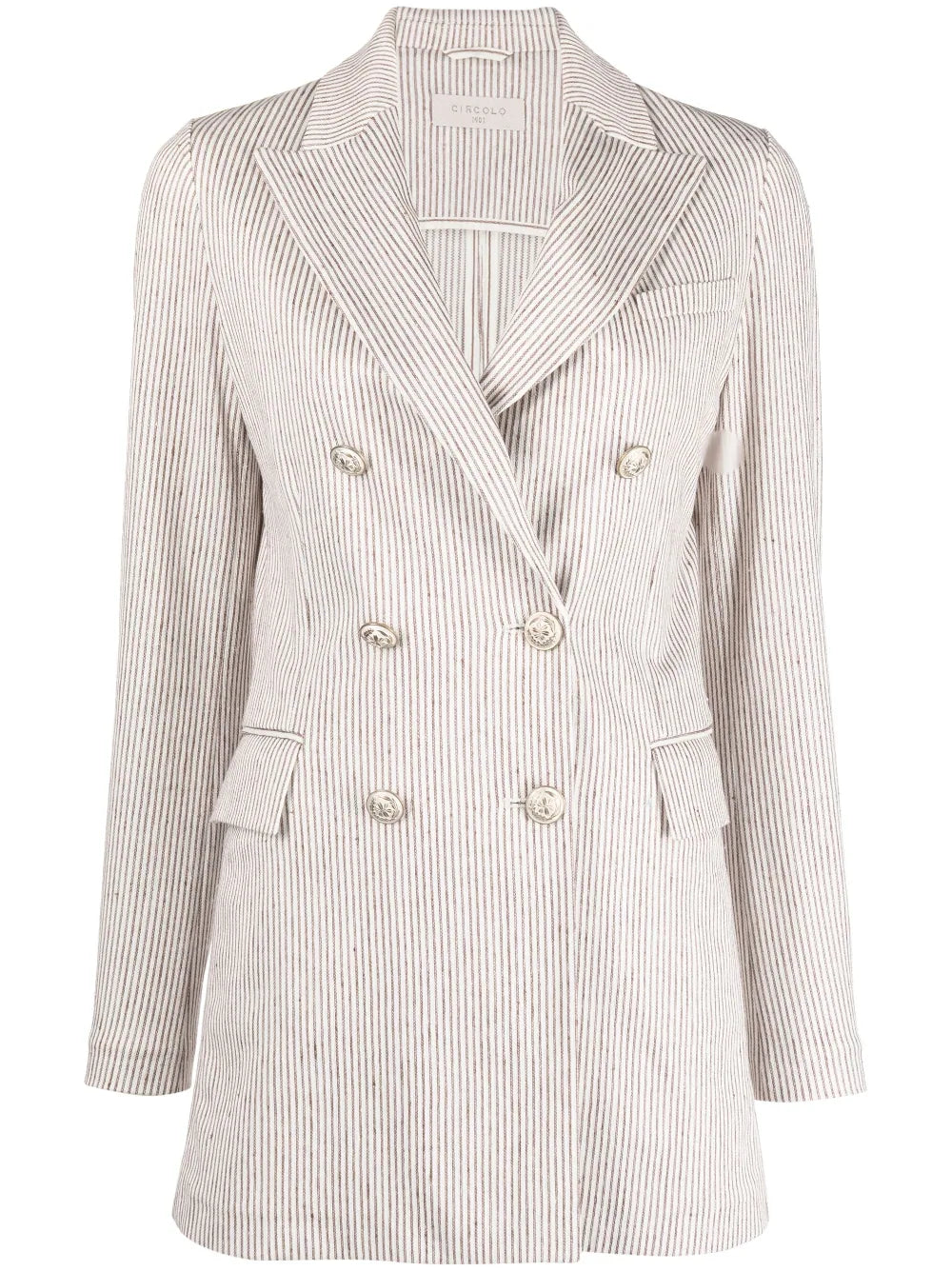 Woman D. breasted, brunette