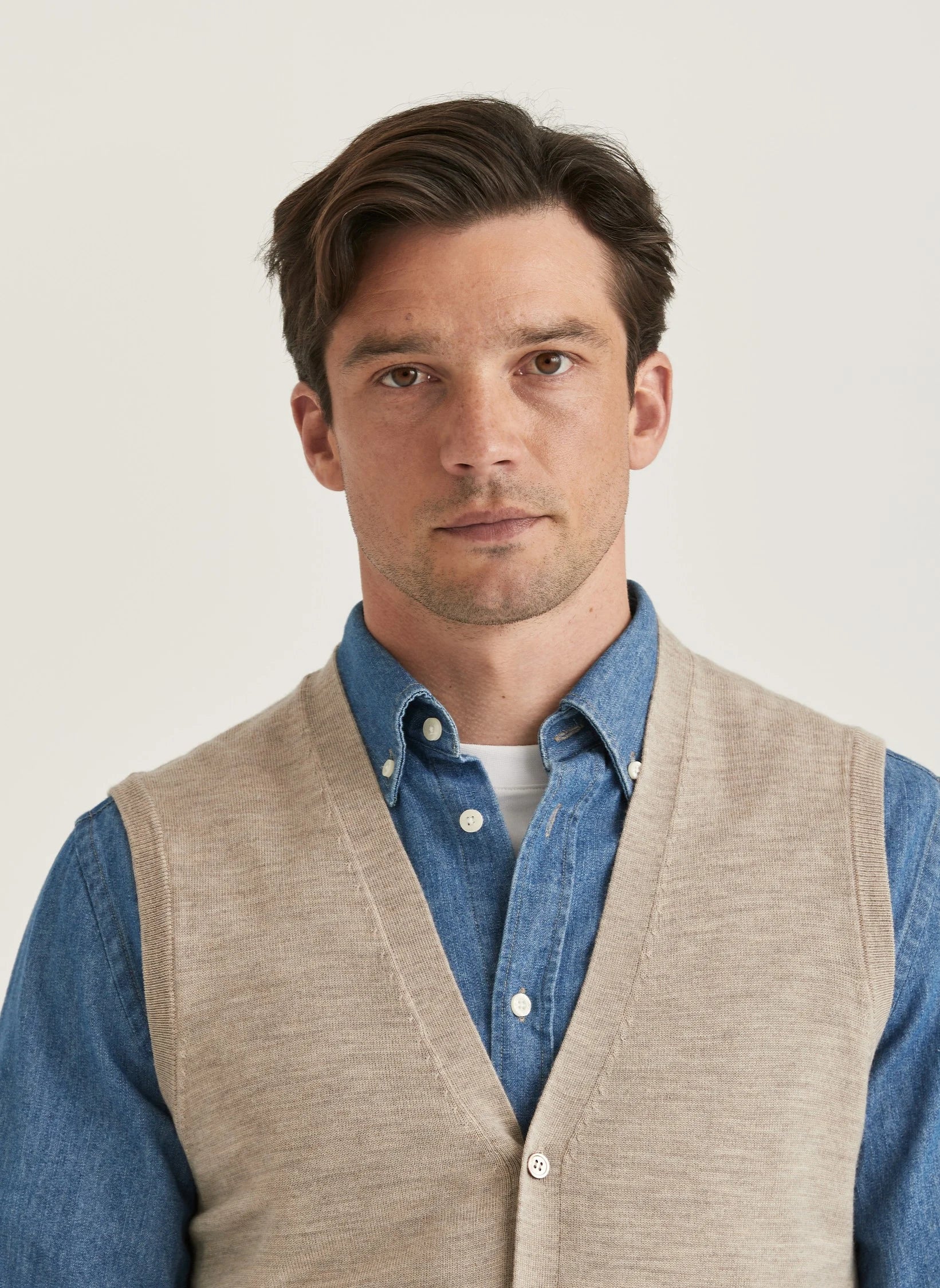 Merino Slipover Vest, Khaki