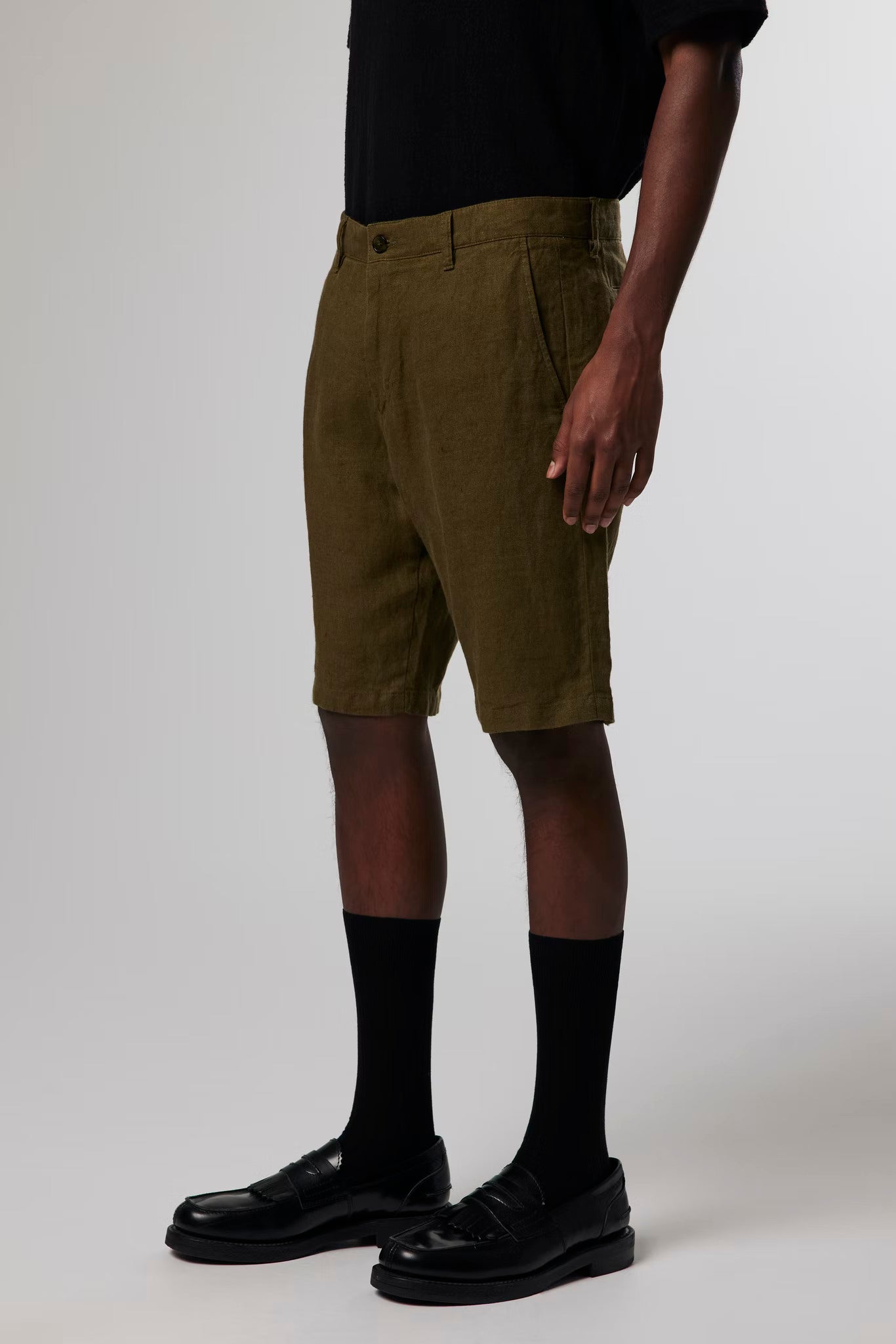 Crown shorts 1196, dark olive