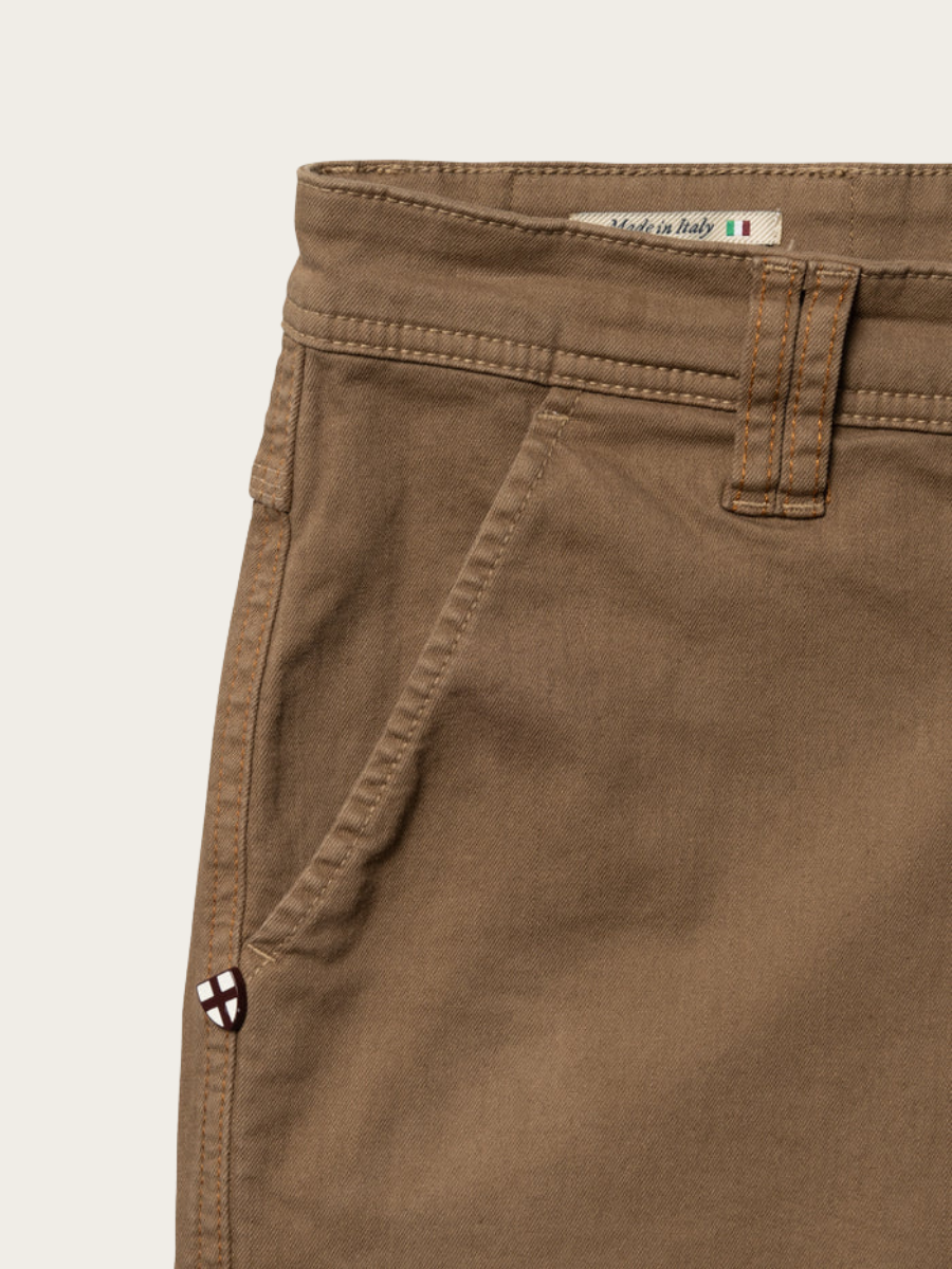 PAULO PAVIA 1 V2 CHINO, FUDGE