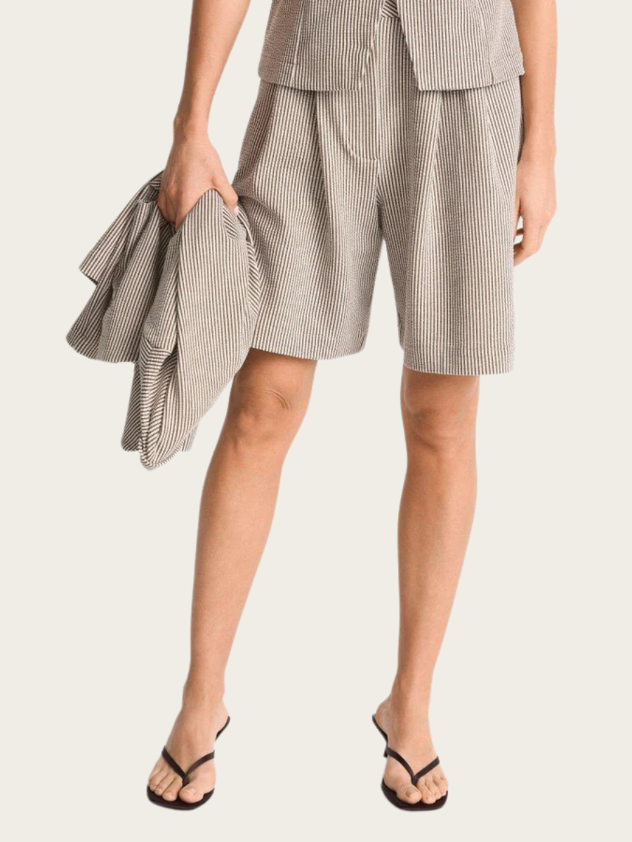 STRIPED BERMUDA SHORTS, COCONUT BARK