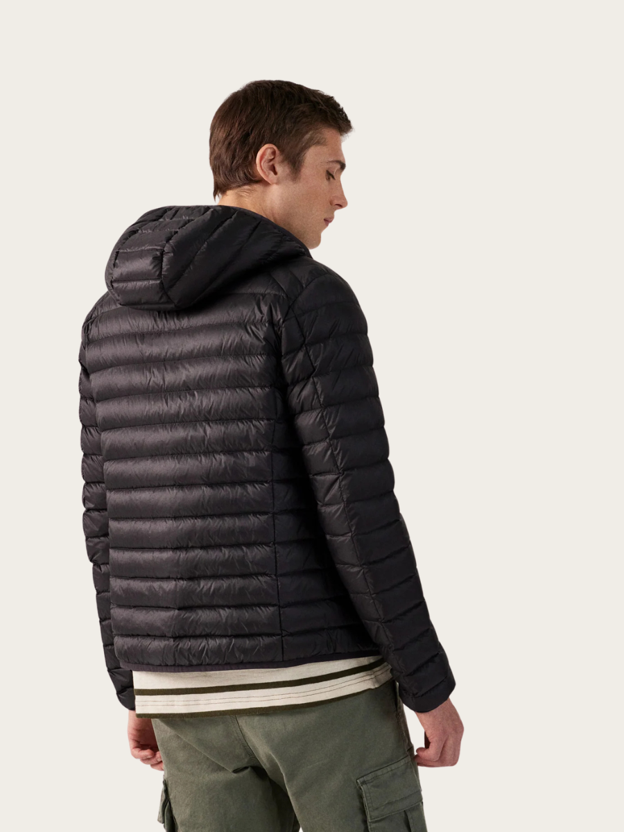 LIGHTWEIGHT DOWN JACKET, BLACK