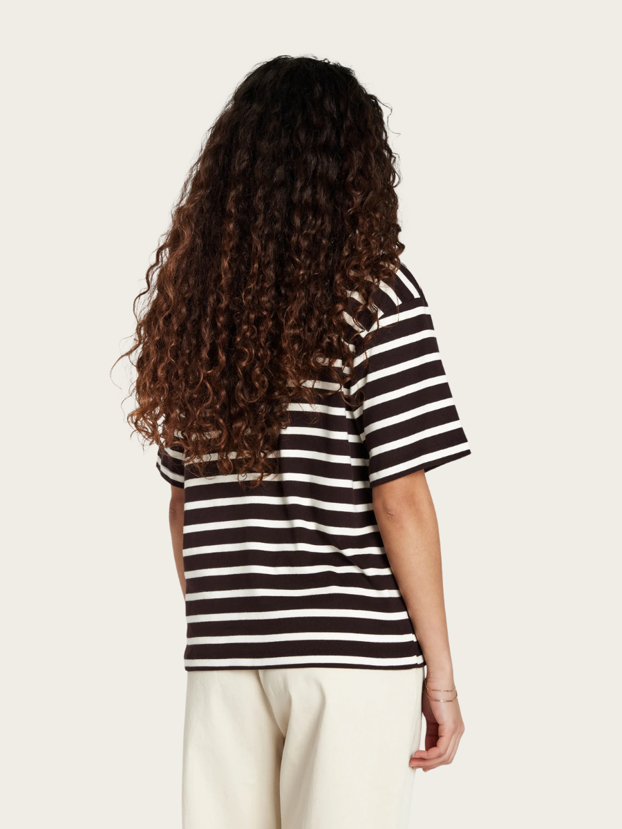 IGUANURA BASIC TEE, BROWN STRIPE