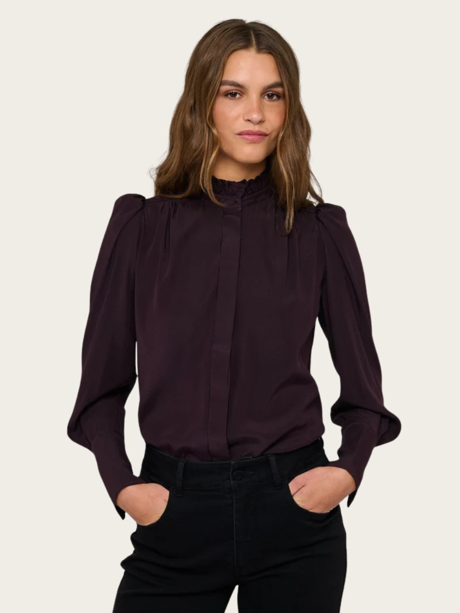 ROBERTA RUFFLE SHIRT, BERRY WINE