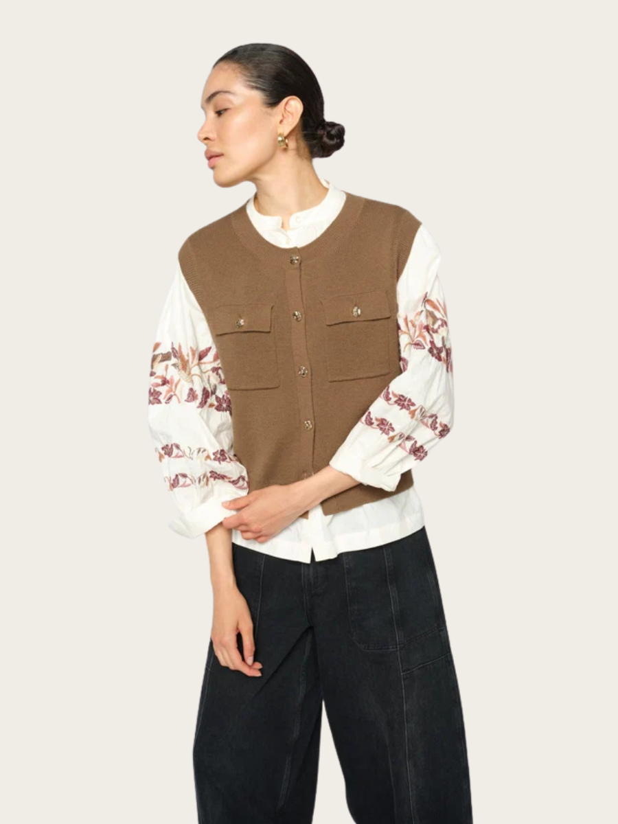 AYANA WOOL KNIT VEST, CAMEL