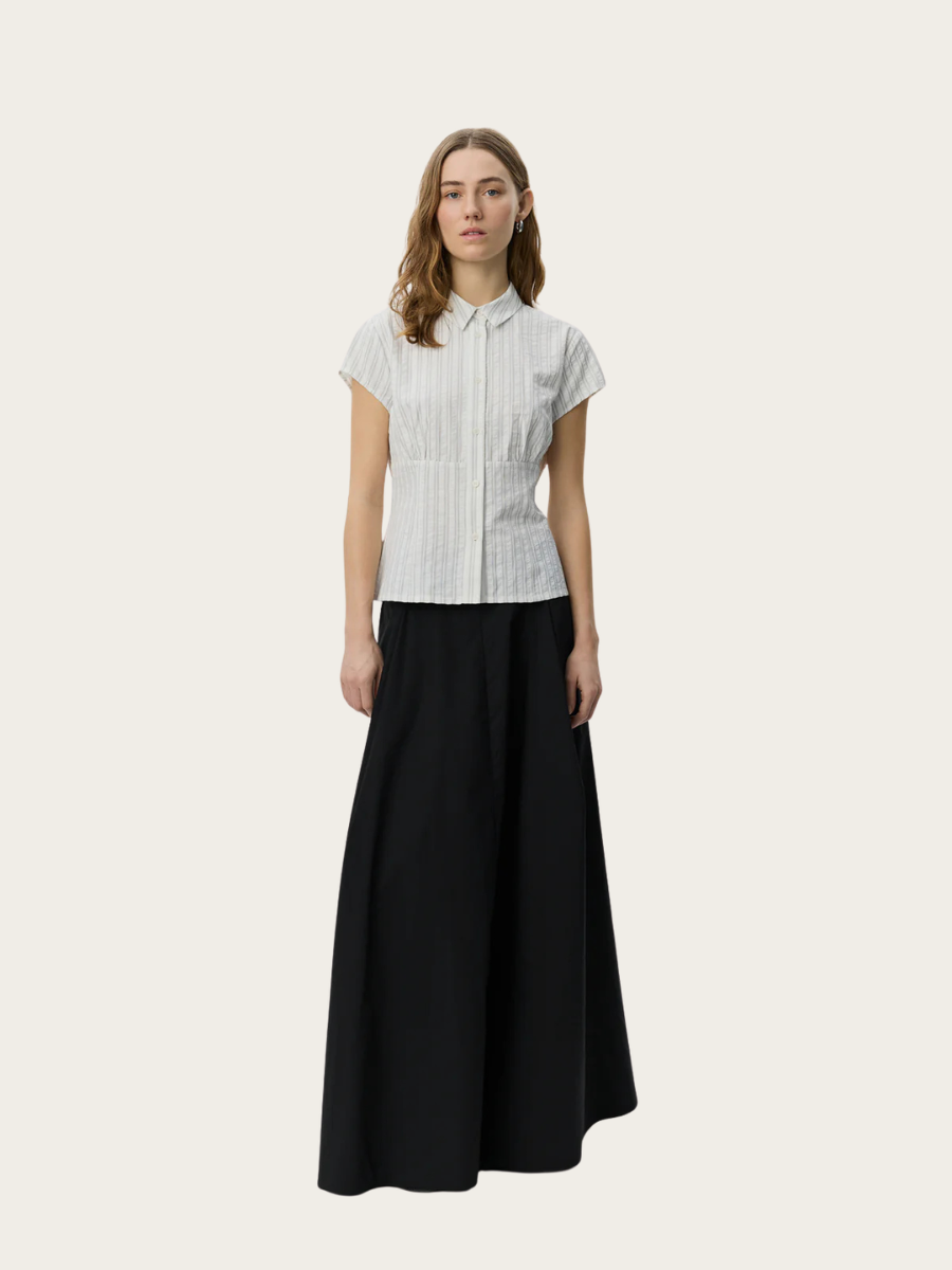 LILYAN STRIPED SLIM FIT SHIRT, OFF WHITE/BLACK STRIPE