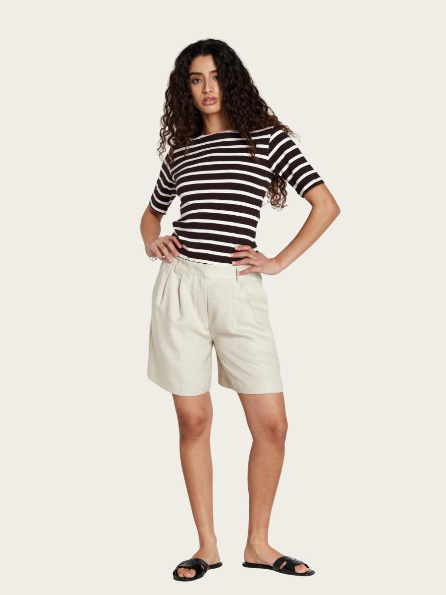 APHANDRA WINNIA SHORTS, SAND