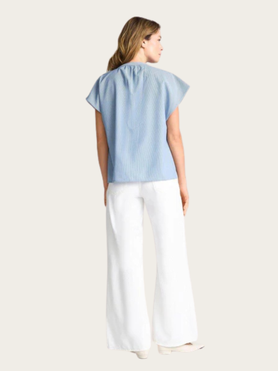 BLOUSE W/RUFFLES & BUTTONS, SKYWAY BLUE