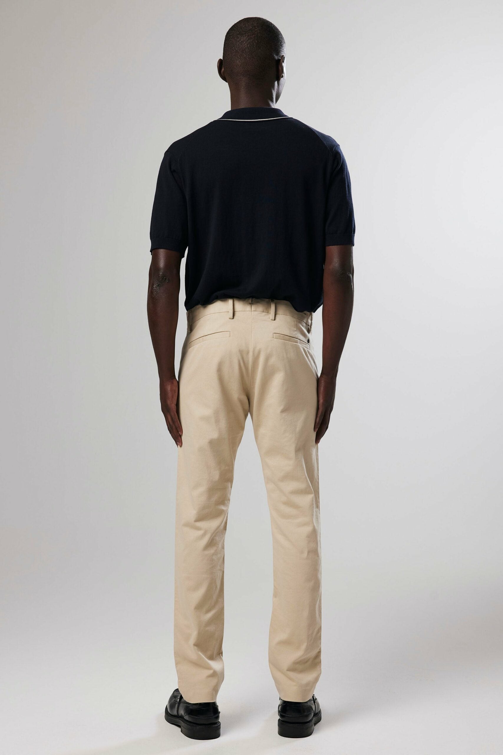 Theo 1420 chino