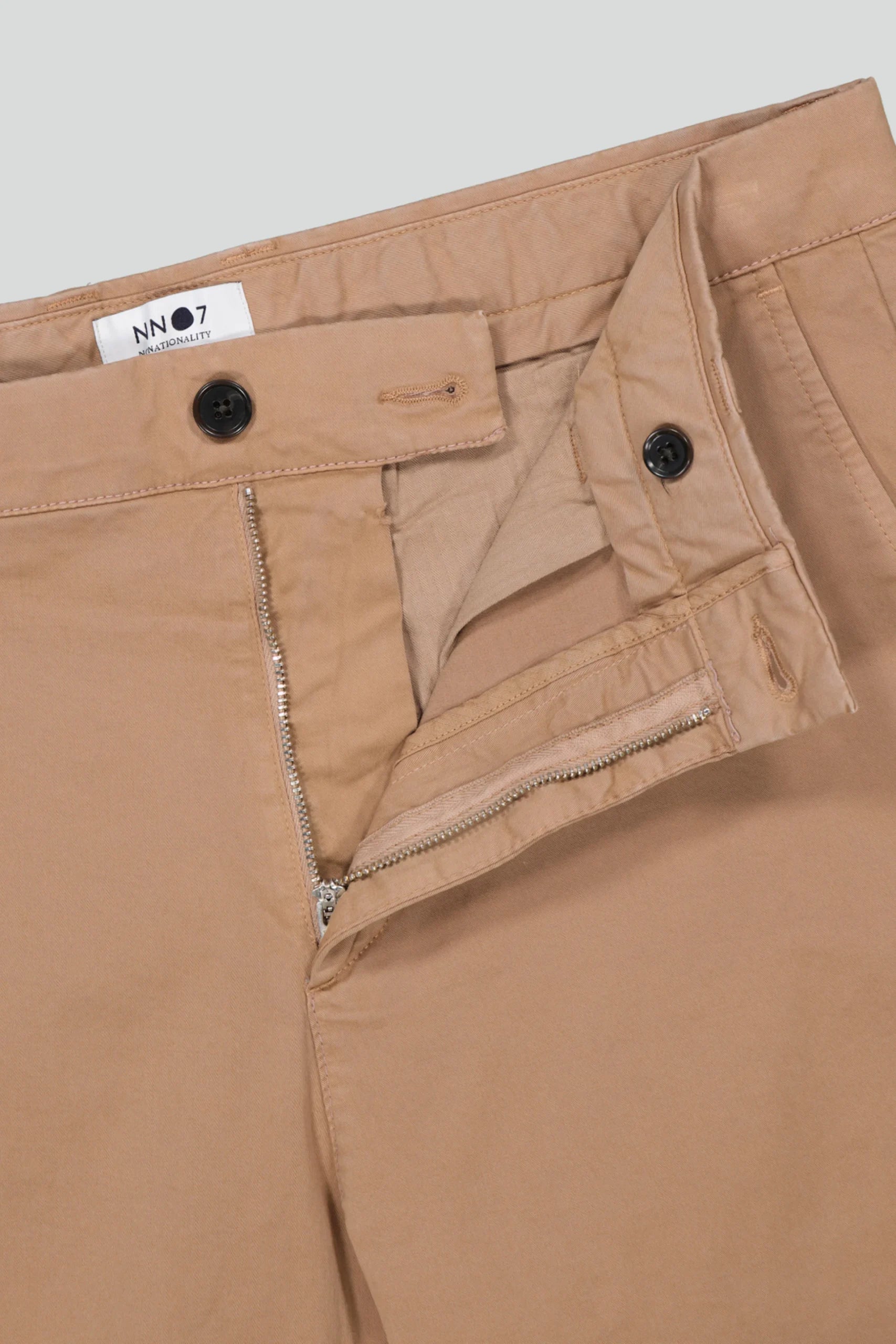 Crown shorts 1005, nougat