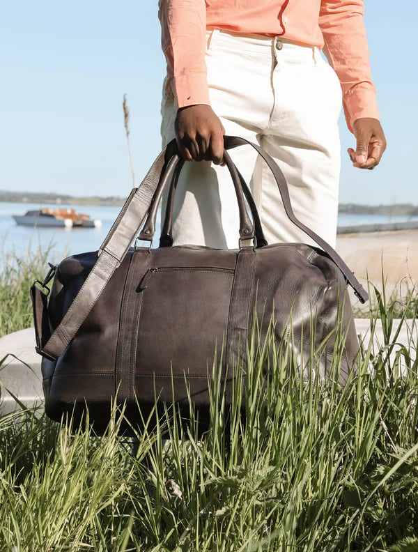 WEEKEND BAG, COFFEE BROWN