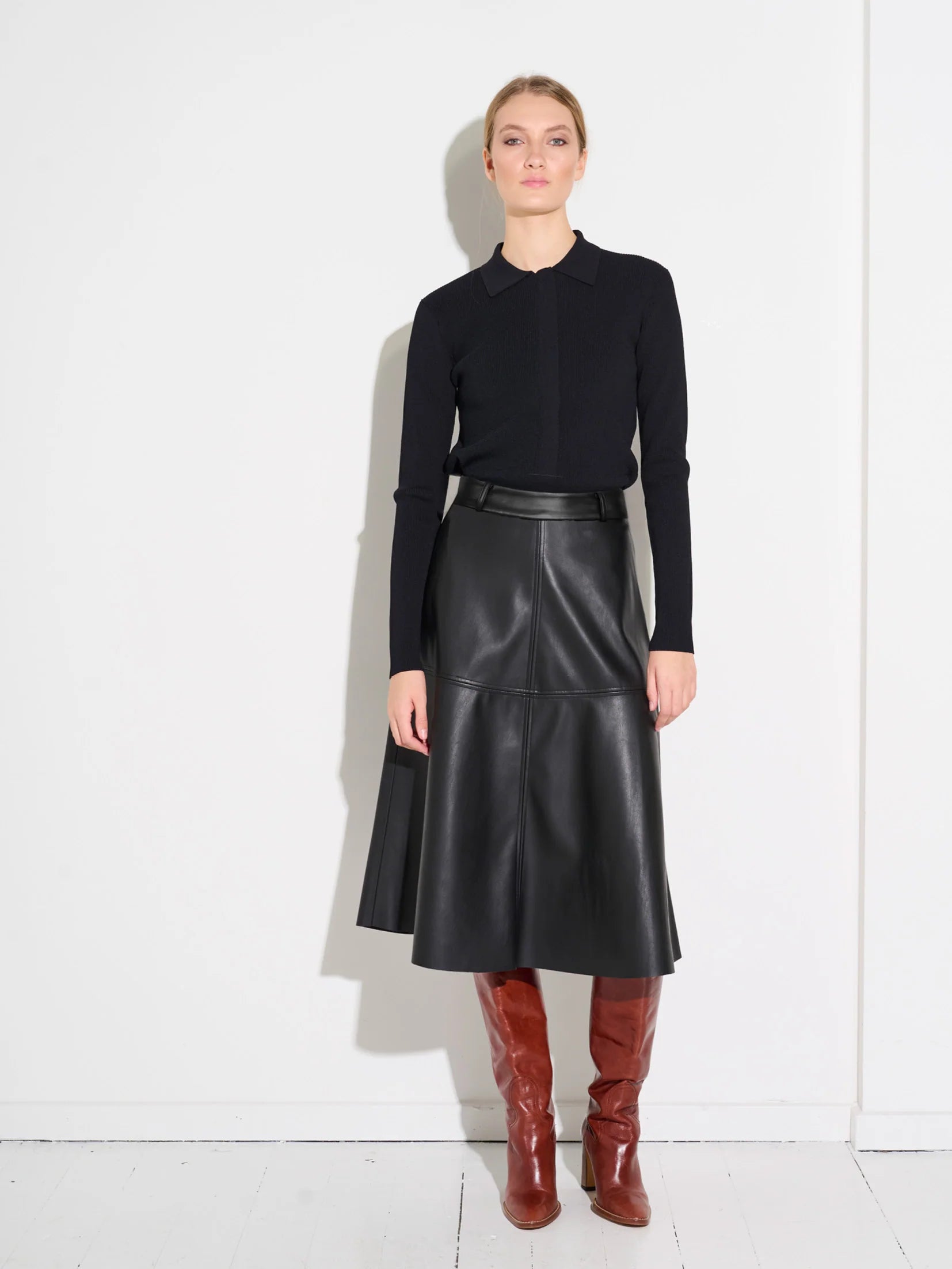 VeganiBBImma Skirt, Black