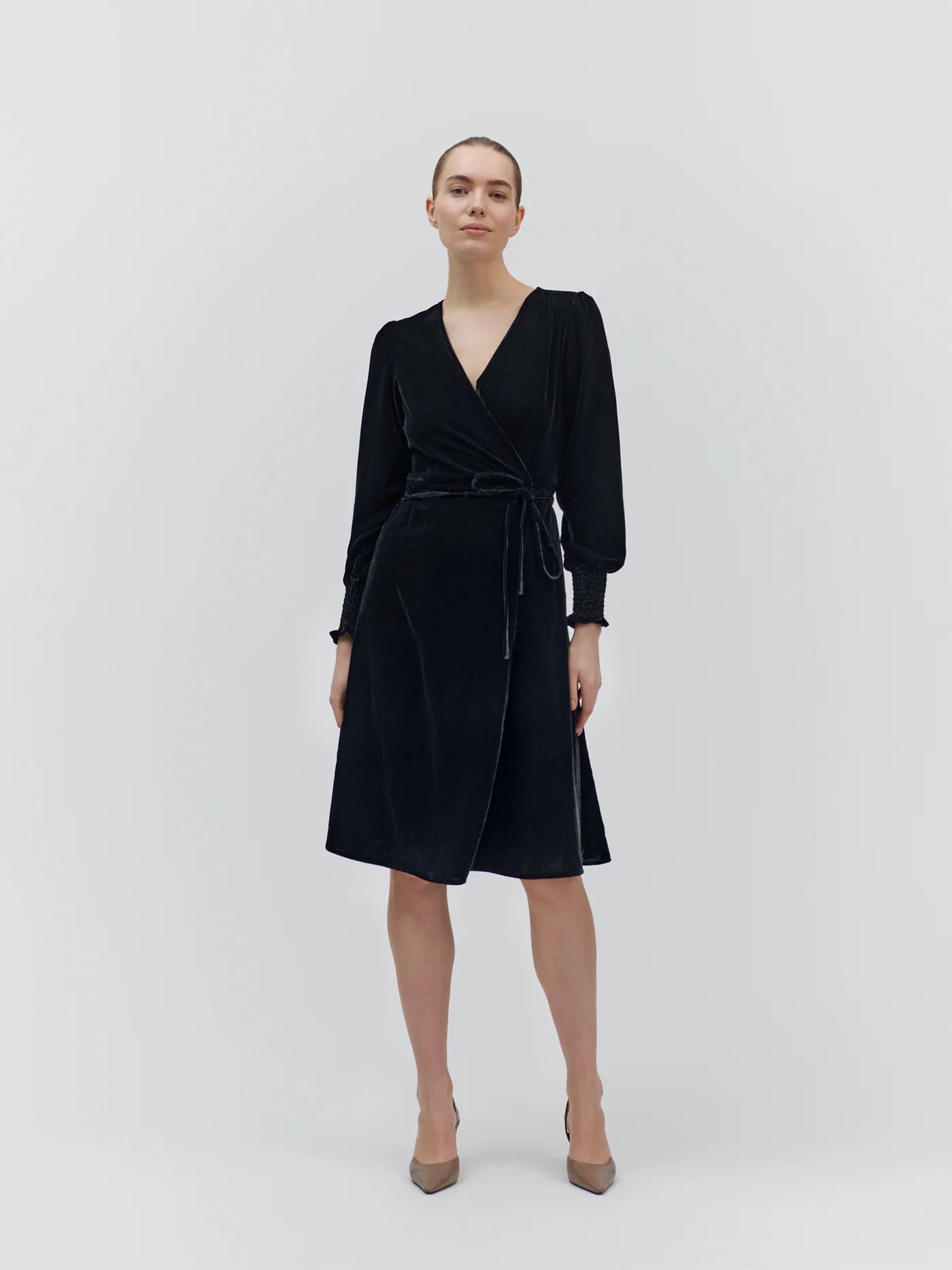 Aomi Wrap Dress, Black