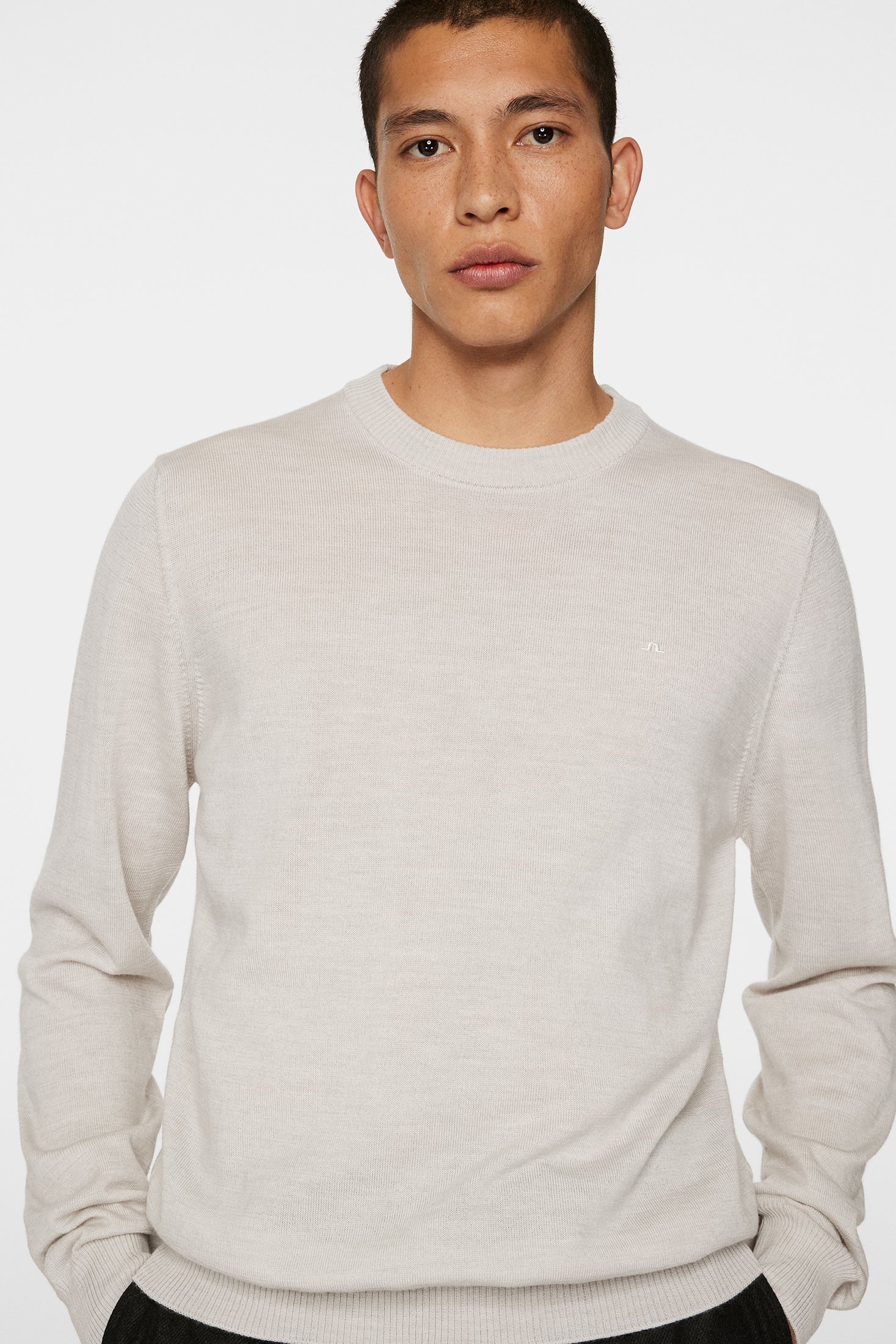 Keane Merino Crew Neck Sweater, Moonbeam Melange
