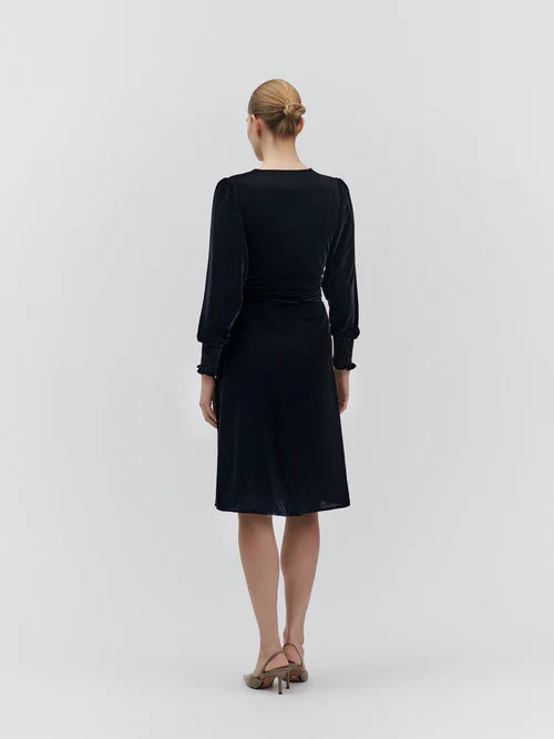 Aomi Wrap Dress, Black