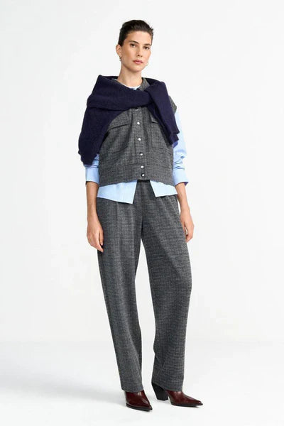 SUITED PANTS, SILVER MIST