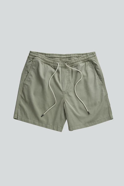 GREGOR SHORTS 1154, OIL GREEN