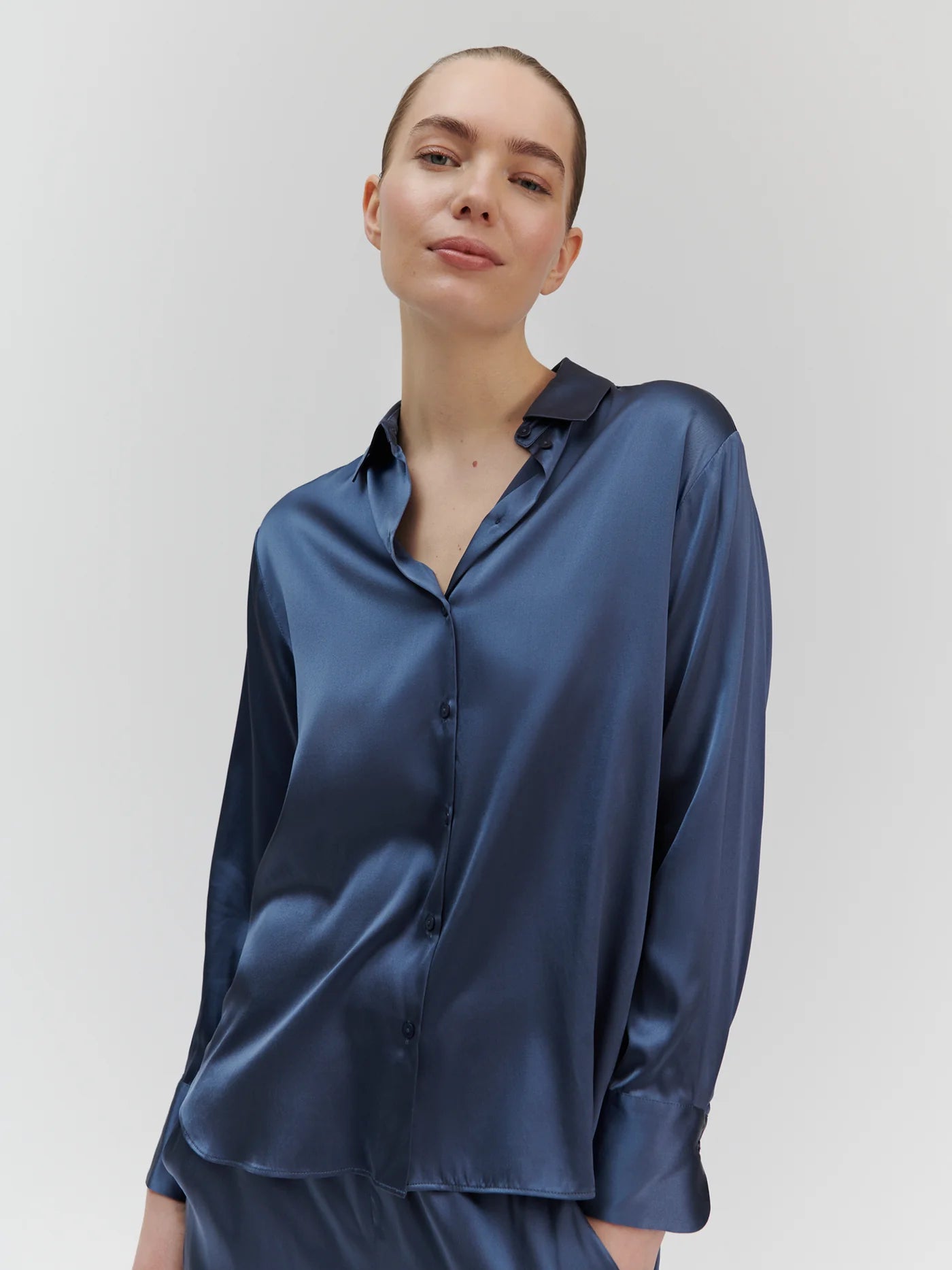 Jade Silk Shirt, True Navy