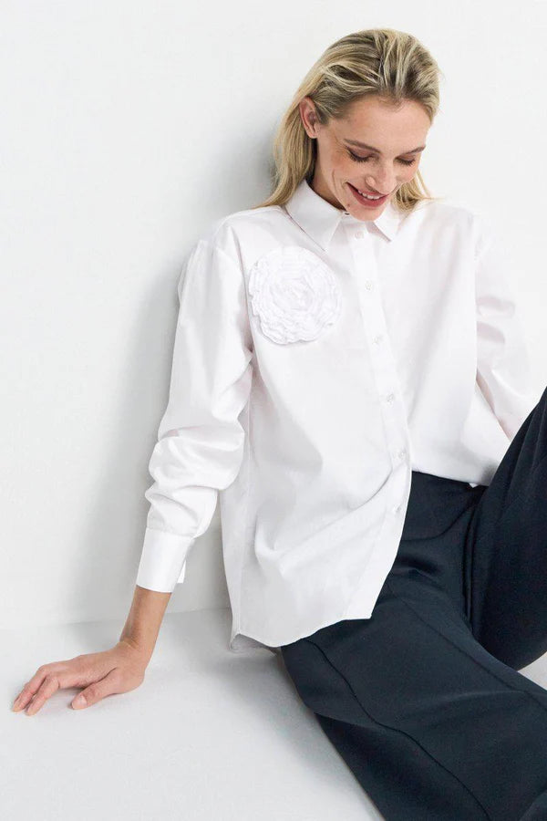 Cotton Blouse w/ flower detail, White