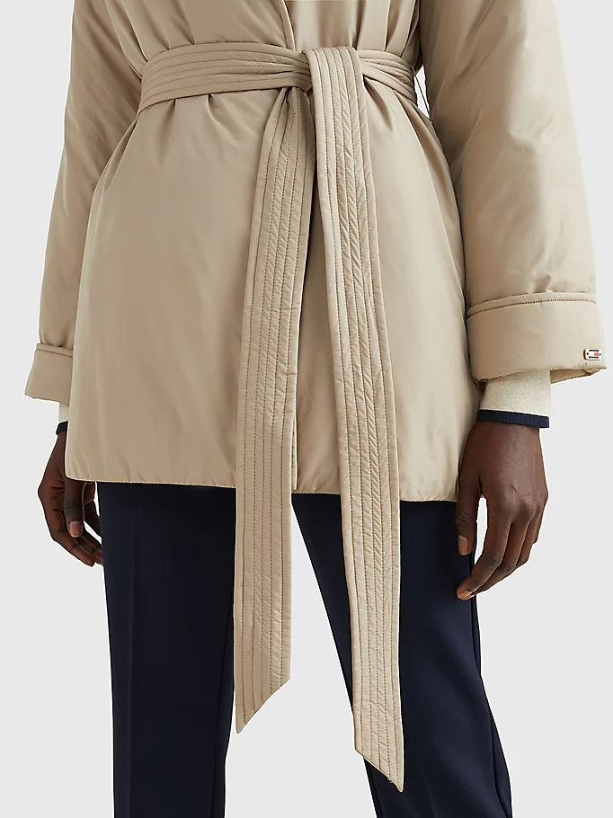 Clean padded peacoat, beige