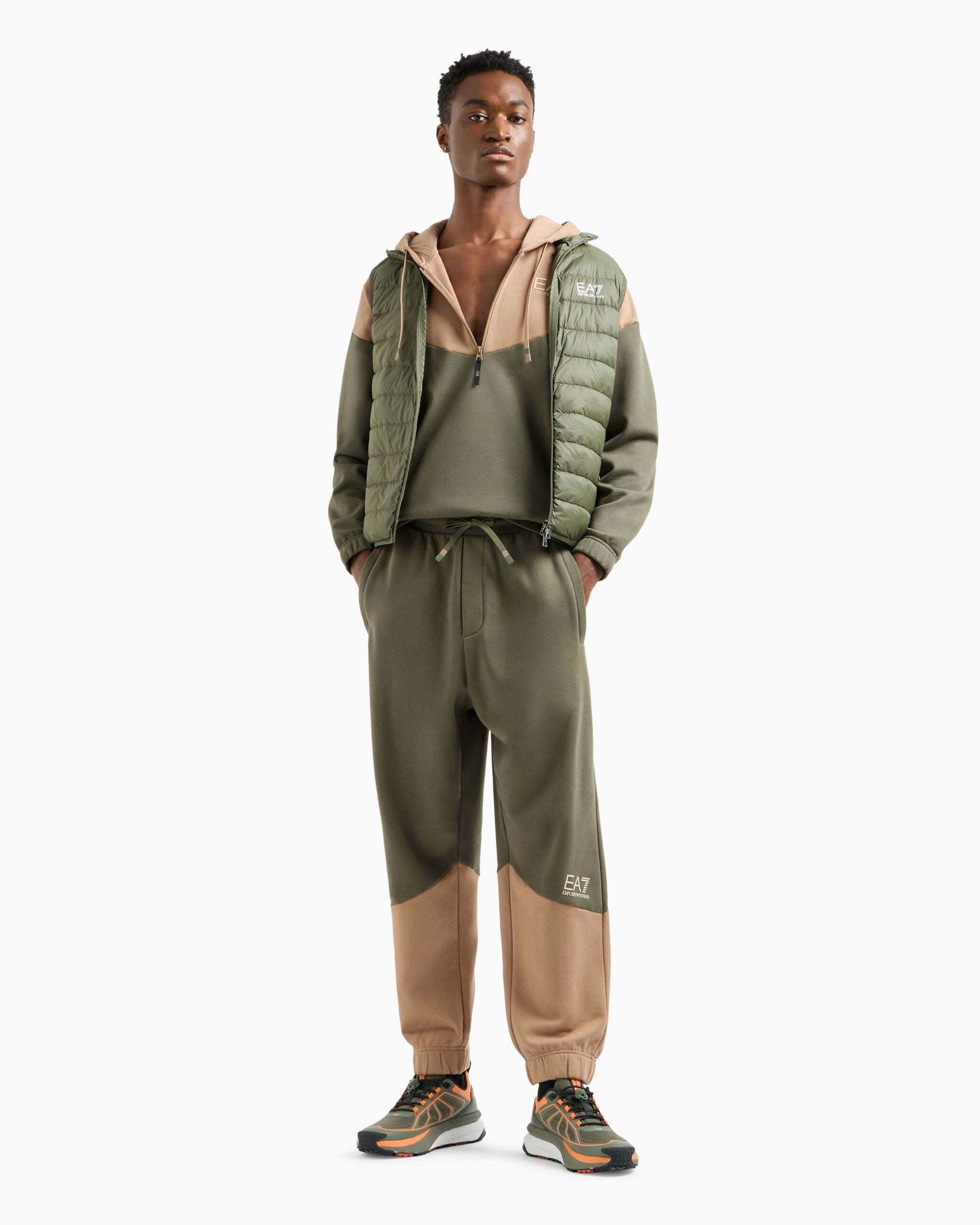 Man Woven Down Waistcoat, Beetle