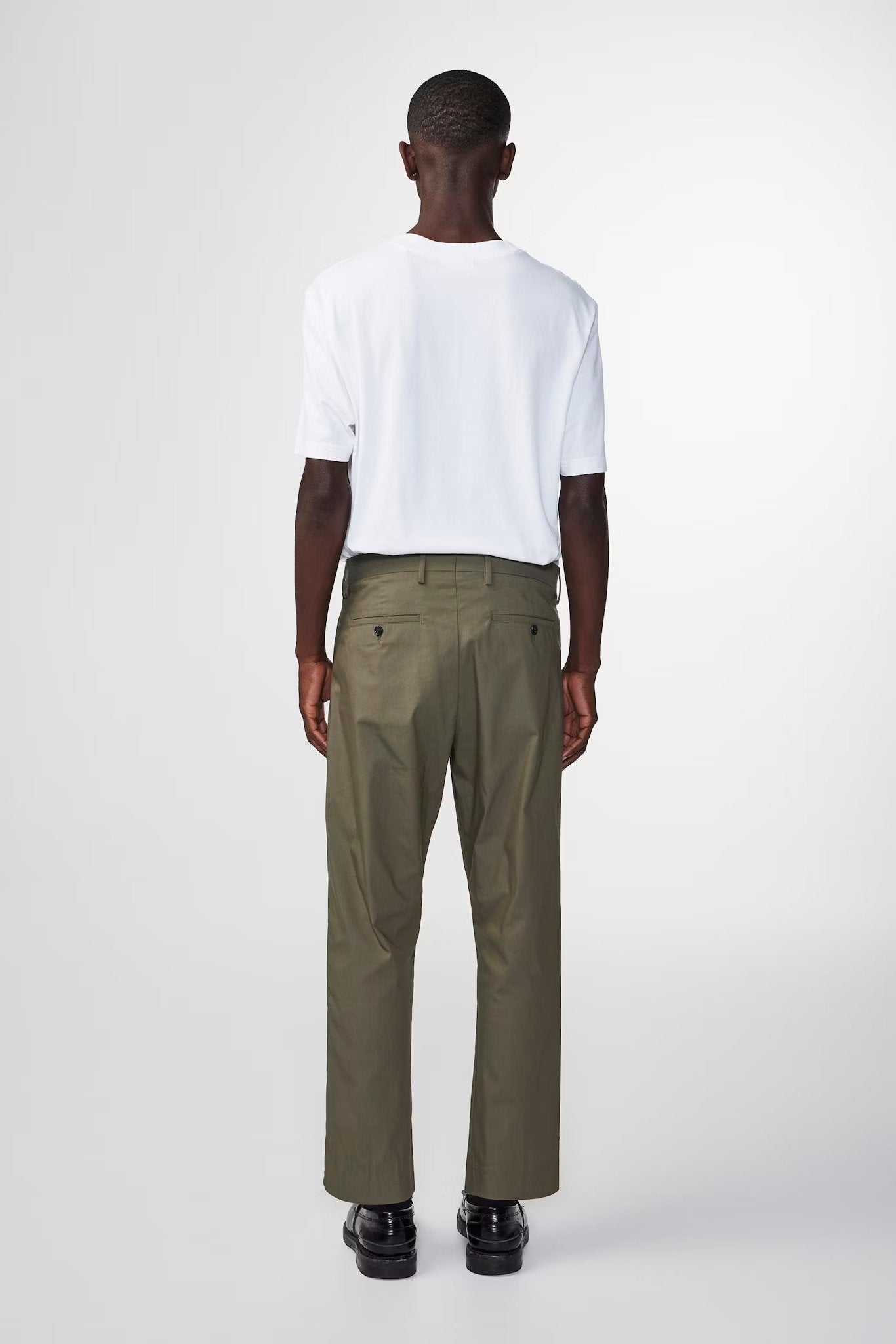 Bill 1680 Trousers, Capers