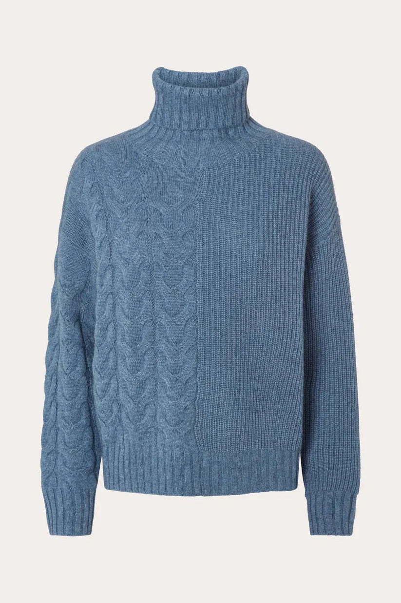 Ariana Sweater (sapphire)