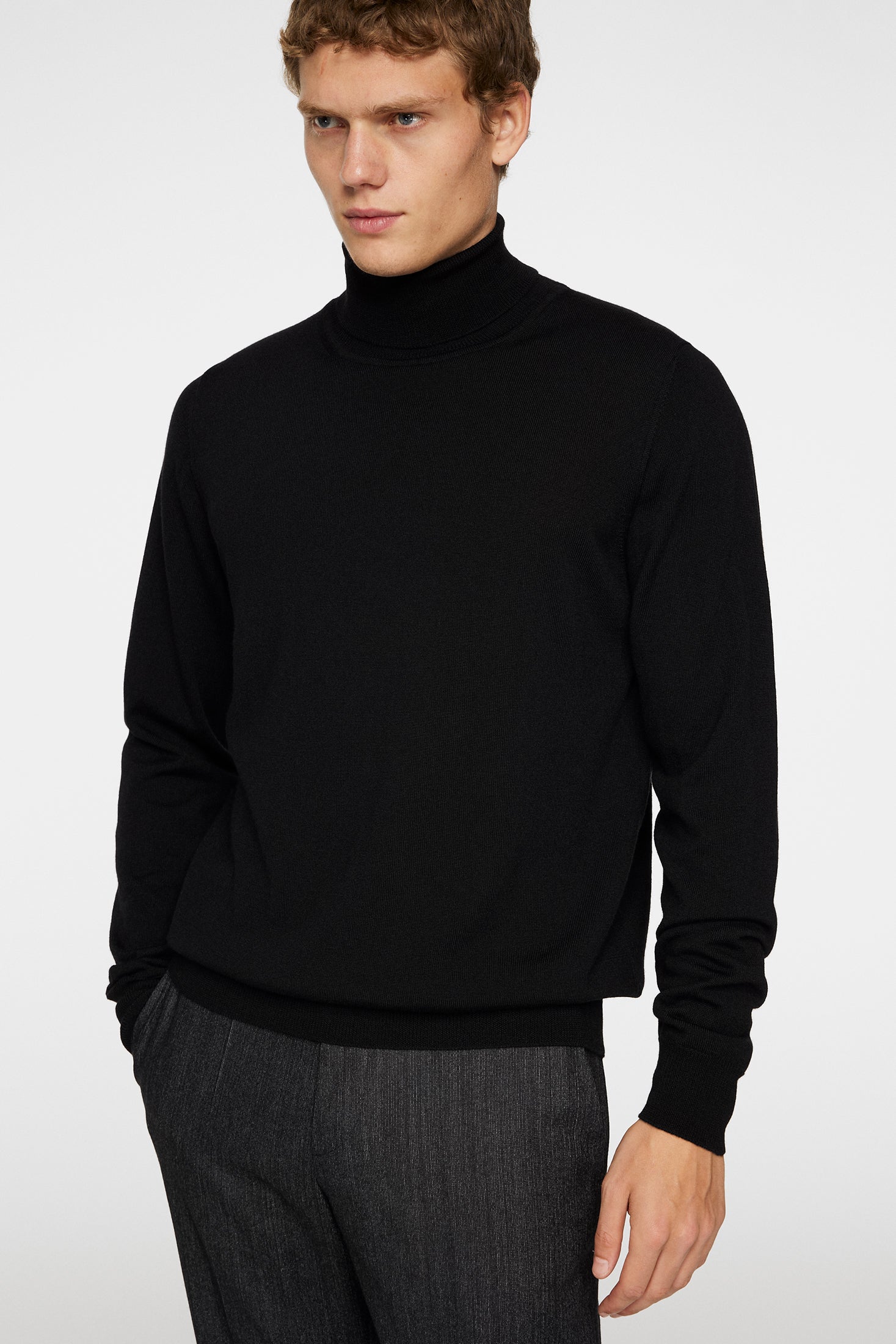 Kaden Merino Turtleneck, Black