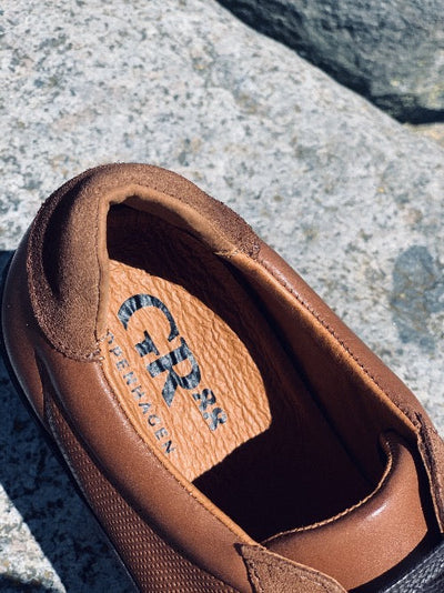 LEATHER SNEAKERS, COGNAC