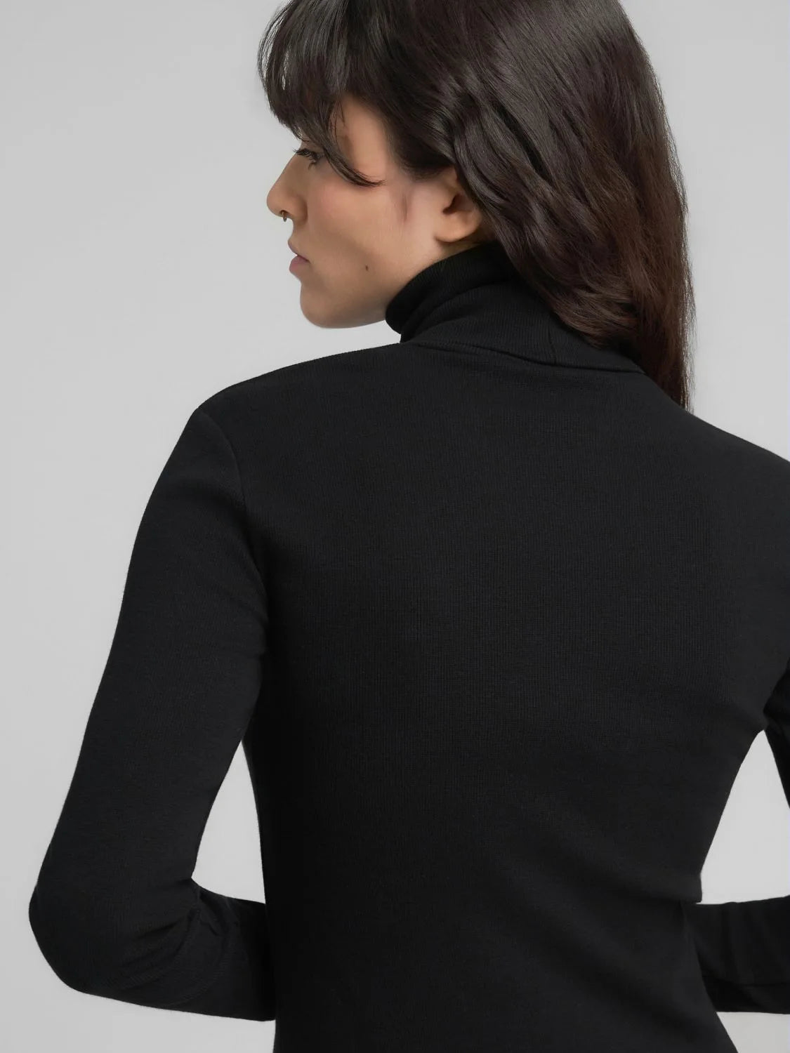 LONG SLEEVED T-SHIRT, BLACK