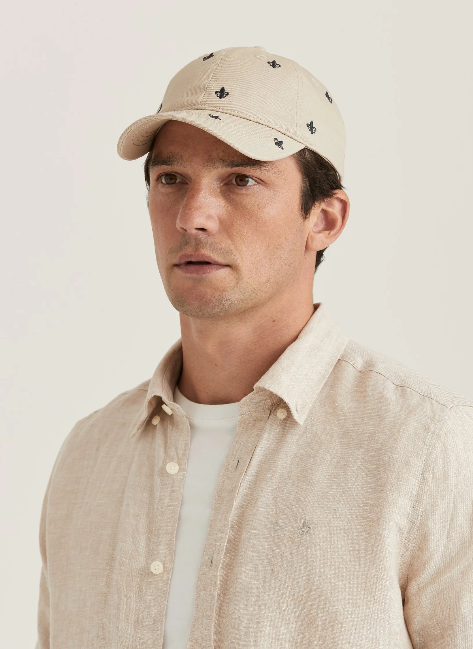 Douglas Linen Shirt, Classic Fit, Khaki